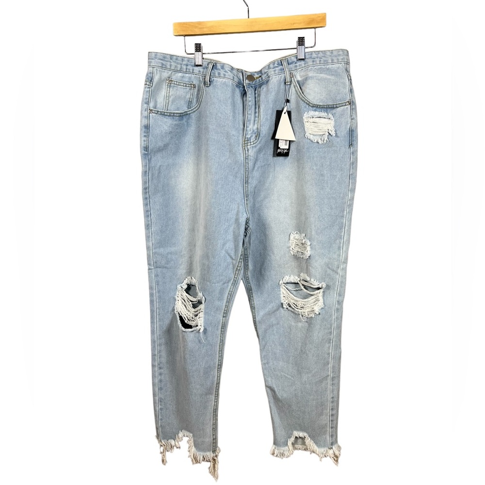 NWT Nasty Gal Distressed‎ Jean